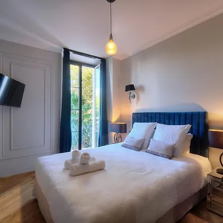 Ref 1393 - Center - For Rent