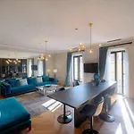 Ref 1393 - Center - For Rent *