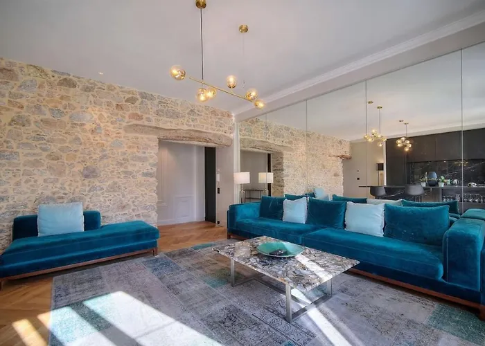 Daire Ref 1393 - Center - For Rent Cannes