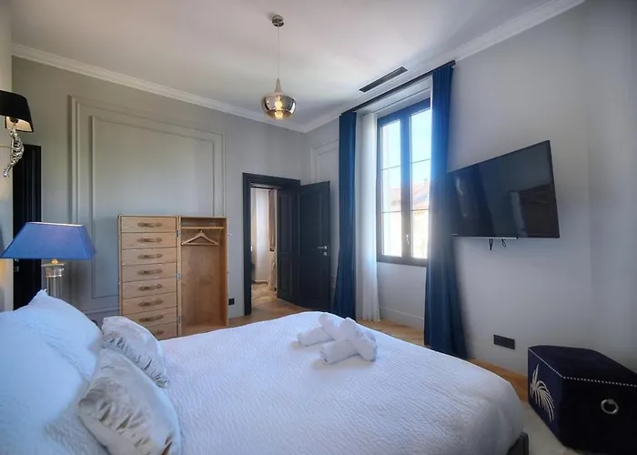 Ref 1393 - Center - For Rent Cannes