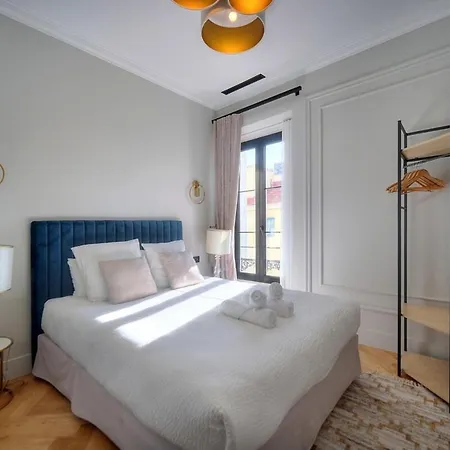 Ref 1393 - Center - For Rent *