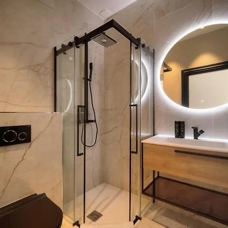 Ref 1393 - Center - For Rent